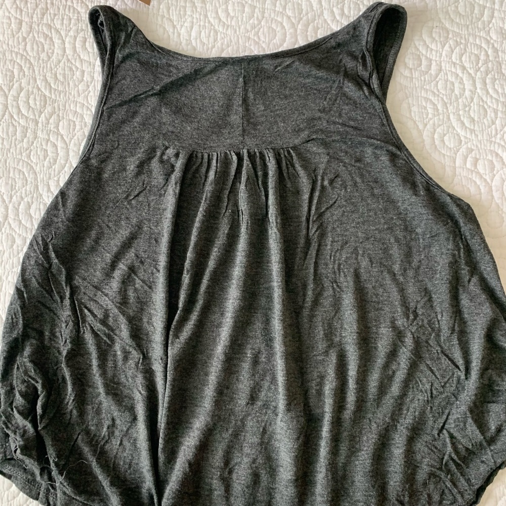 Graphic tee - Picture 2 of 2